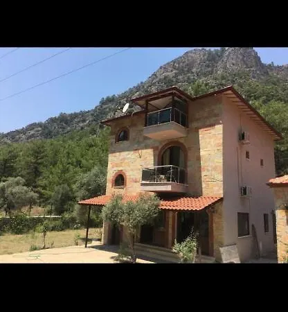 Kwatera prywatna Tas Ev *